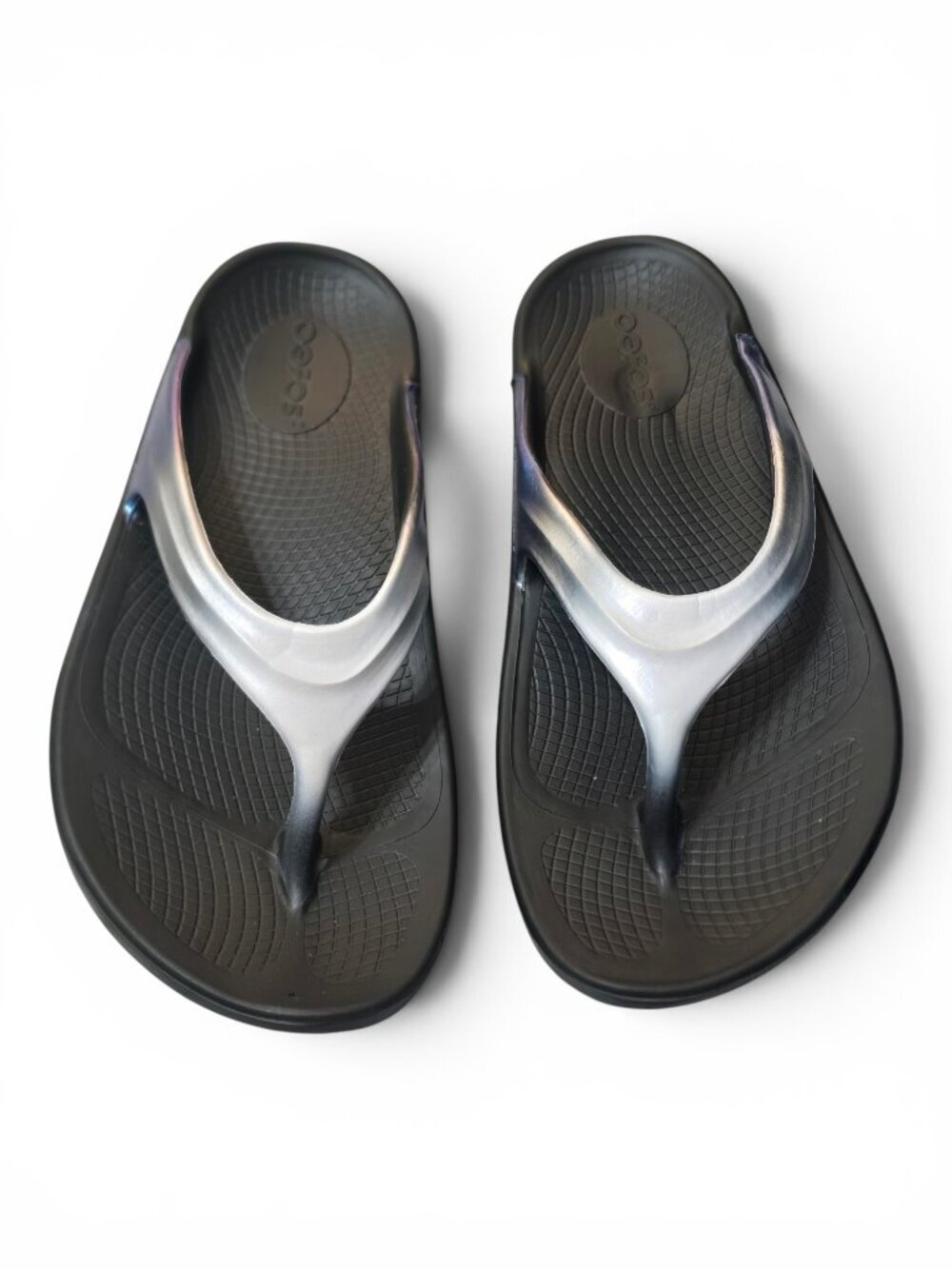 OOFOS OOlala Luxe Women’s 6 White Silver Turquoise Ombre Recovery Flip Flops NEW - Picture 7 of 12